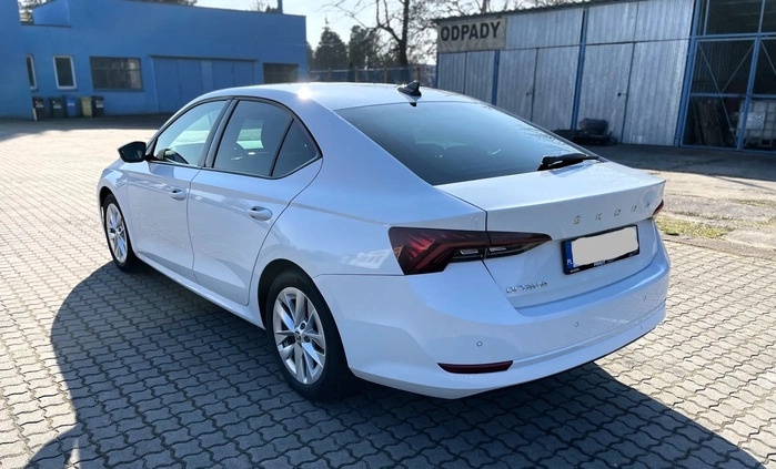 Skoda Octavia cena 64899 przebieg: 187000, rok produkcji 2020 z Bydgoszcz małe 137